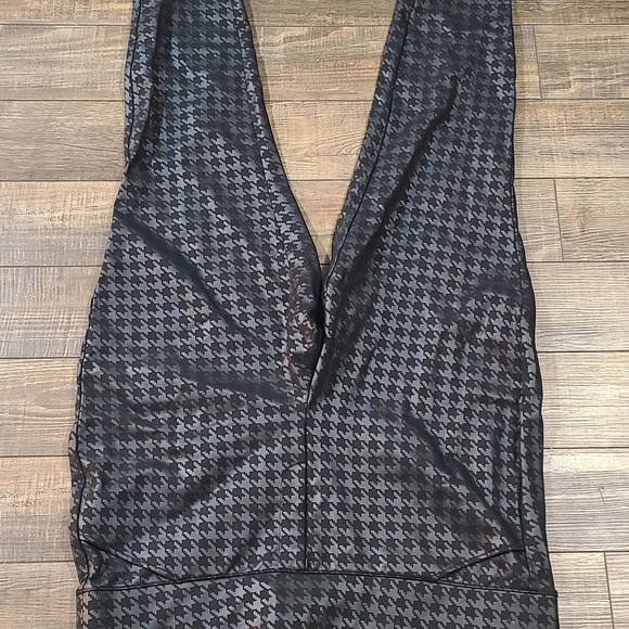 Torrid Studio Pixie Luxe Ponte Skinny Pant-Black oversized houndstooth - 3 Tall - Picture 12 of 16